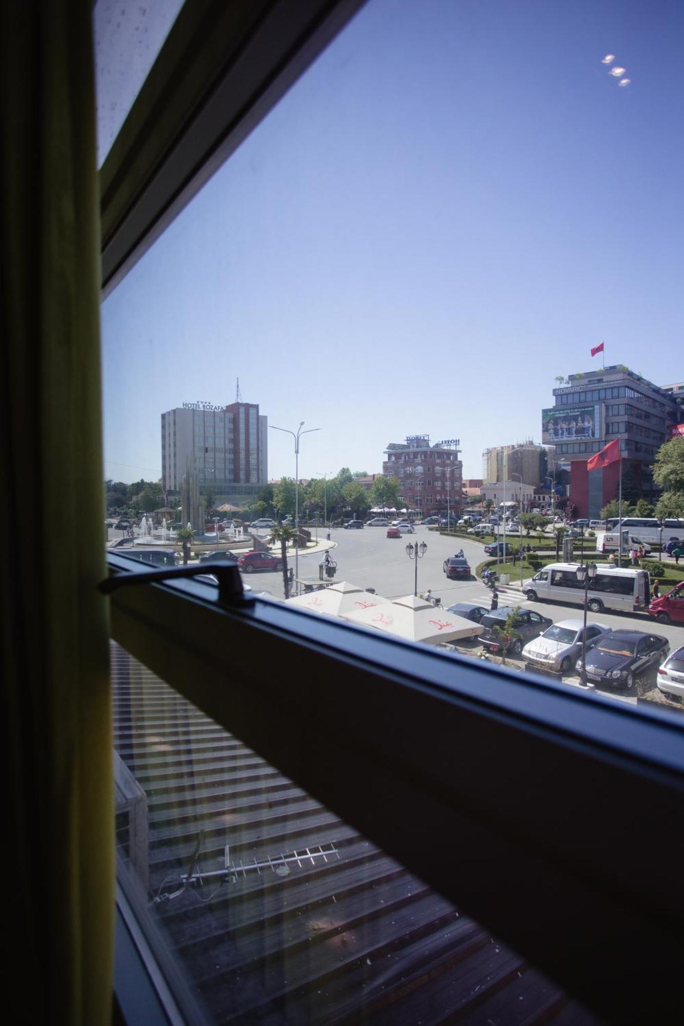 Corner Hostel Σκόδρα Εξωτερικό φωτογραφία